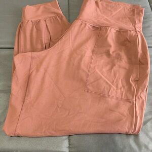 Athleta Salutation Joggers. Size 2X